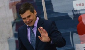 Квартальнов ушел из "Сибири" по семейным обстоятельствам и вскоре возглавит ЦСКА